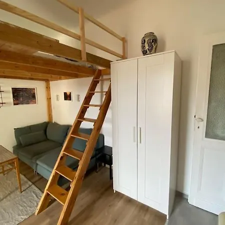 Charming In The Heart Of Gellert Area. Apartamento